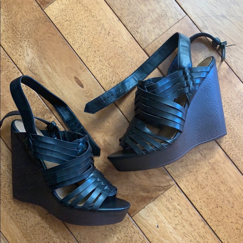 Black Ankle Criss Cross Wedges
